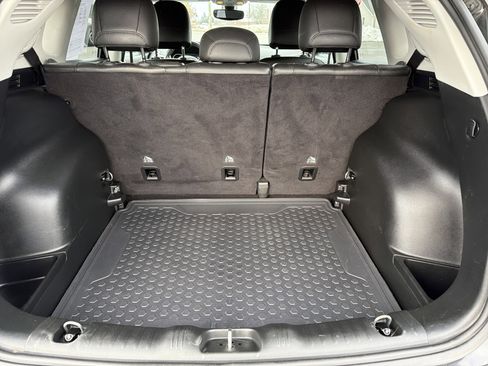 Used 2019 Jeep Compass Latitude w/ Popular Equipment Group image 5