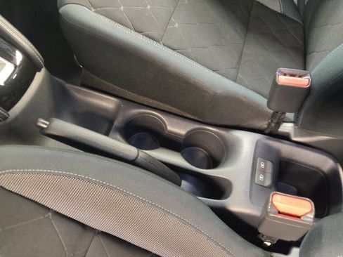Used 2019 Nissan Kicks S FWD image 26