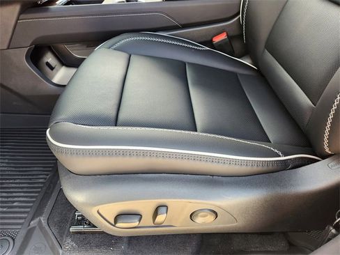 New 2026 GMC Acadia Denali image 18