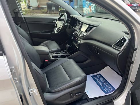 Used 2017 Hyundai Tucson Limited w/ Cargo Package AWD/4WD image 21
