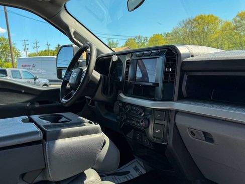 Used 2024 Ford F350 XL w/ Snow Plow Prep Package AWD/4WD image 16