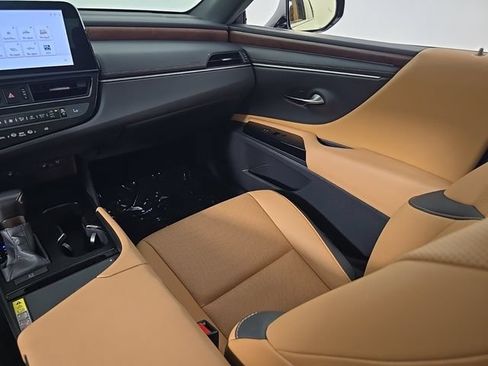 Used 2024 Lexus ES 350 w/ Premium Package FWD image 24