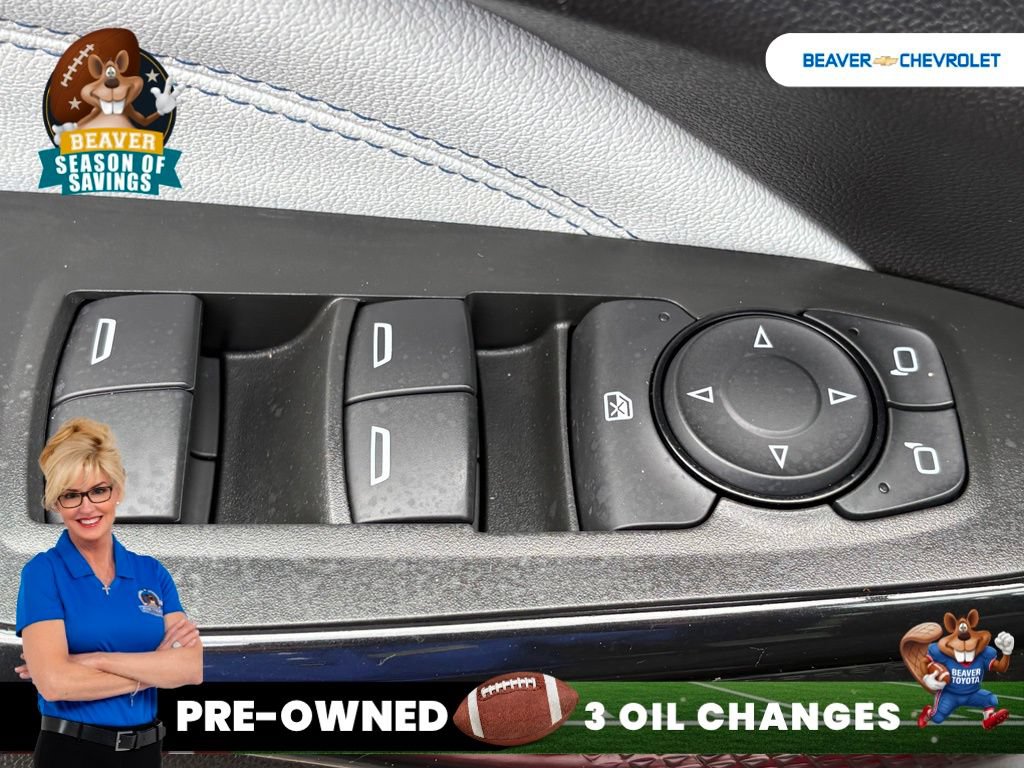 Used 2025 Chevrolet Trax LT FWD image 33