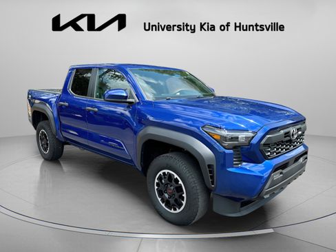 Used 2024 Toyota Tacoma TRD Off-Road AWD/4WD image 1