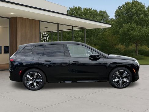 Used 2026 BMW iX xDrive45 image 7
