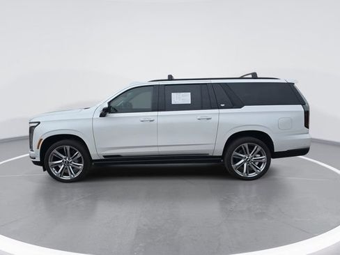 Certified 2025 Cadillac Escalade ESV Sport Platinum image 6