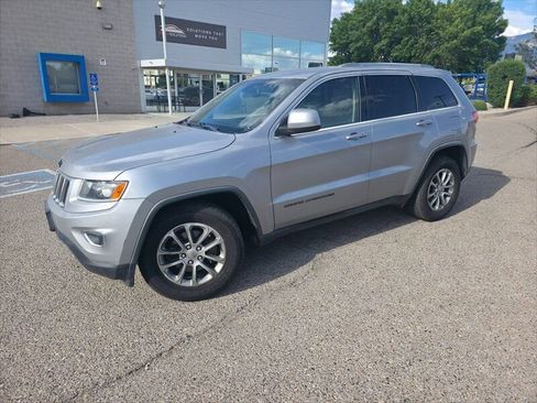 Used 2016 Jeep Grand Cherokee Laredo w/ Quick Order Package 23E RWD image 3