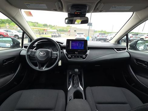 Used 2024 Toyota Corolla LE FWD image 29