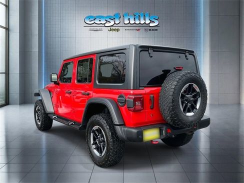 Certified 2018 Jeep Wrangler Unlimited Rubicon w/ Dual Top Group image 5