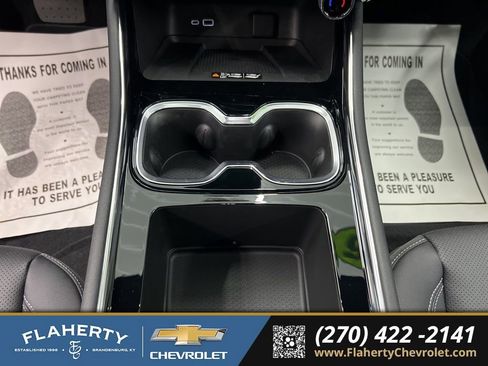 New 2026 Chevrolet Traverse LT w/ Driver Confidence Package AWD/4WD image 31