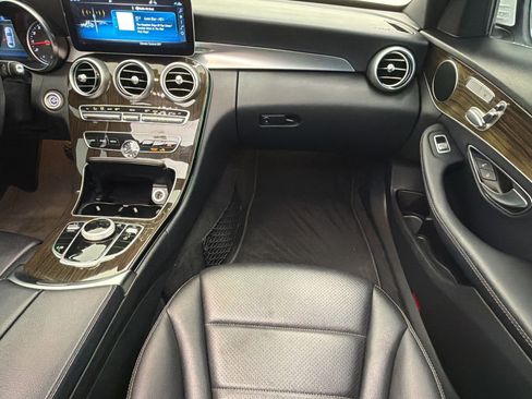 Used 2020 Mercedes-Benz C 300 Sedan image 29