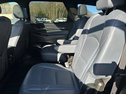 Certified 2023 Buick Enclave Essence w/ Experience Buick Package AWD/4WD image 19