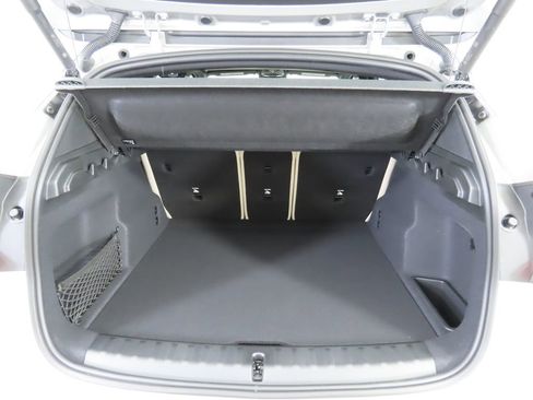 Used 2025 BMW X1 xDrive28i w/ Premium Package image 29