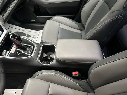 Certified 2025 Subaru Outback Onyx Edition image 37