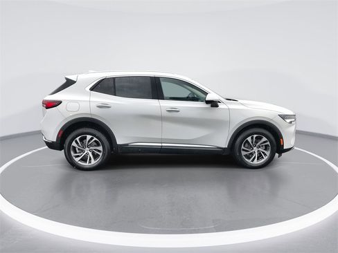 Used 2023 Buick Envision Essence image 9