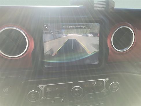 Used 2021 Jeep Gladiator Rubicon image 17