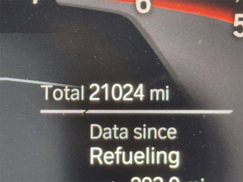 Used 2022 BMW 530i xDrive w/ Convenience Package image 2