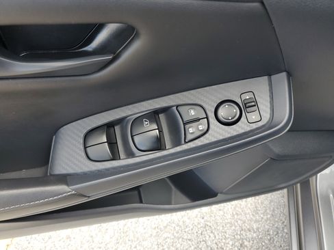 Used 2024 Nissan Sentra S image 11