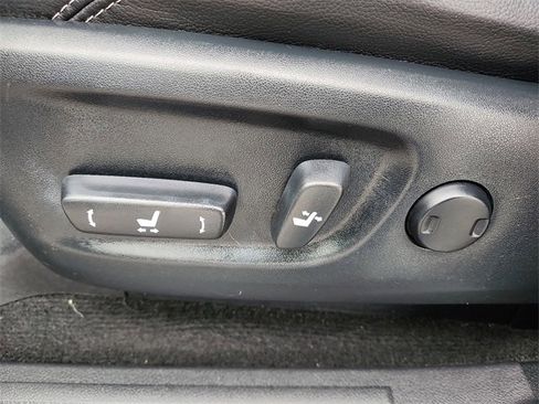 Used 2022 Toyota 4Runner Limited image 15