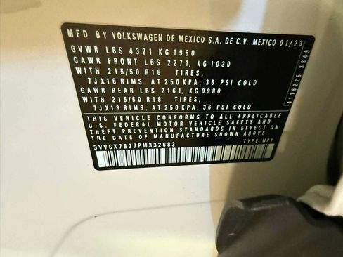 Certified 2023 Volkswagen Taos SE FWD image 37