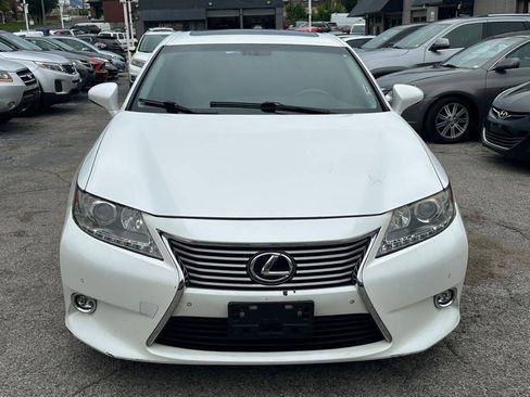 Used 2015 Lexus ES 350 w/ Premium Package FWD image 2