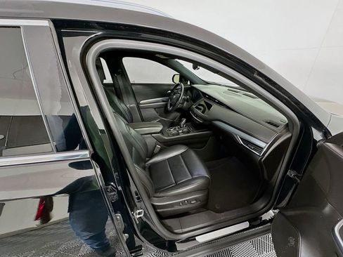 Used 2019 Cadillac XT4 Premium Luxury FWD image 25