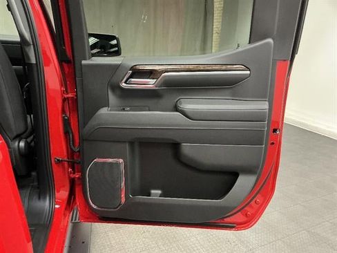 New 2026 GMC Sierra 1500 SLE AWD/4WD image 32
