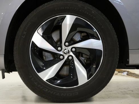 Used 2024 Jaguar F-PACE R-Dynamic S image 10