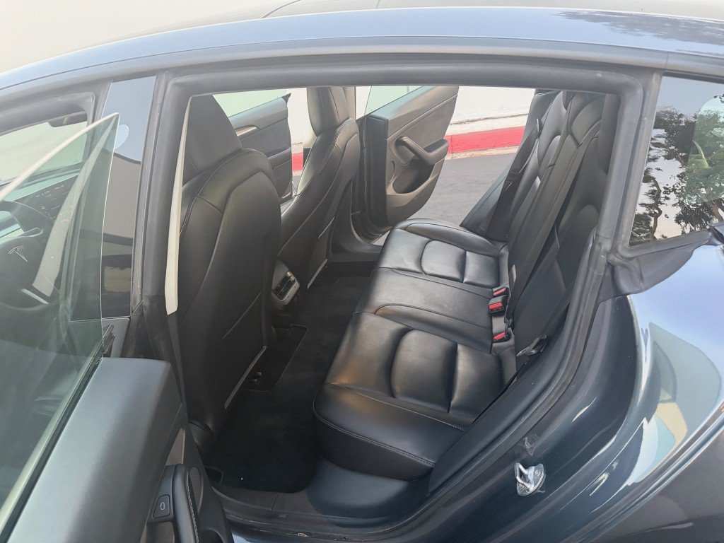 Used 2021 Tesla Model 3 Standard Range RWD image 15