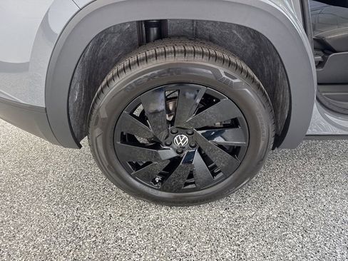 New 2026 Volkswagen Atlas Cross Sport SE AWD/4WD image 11