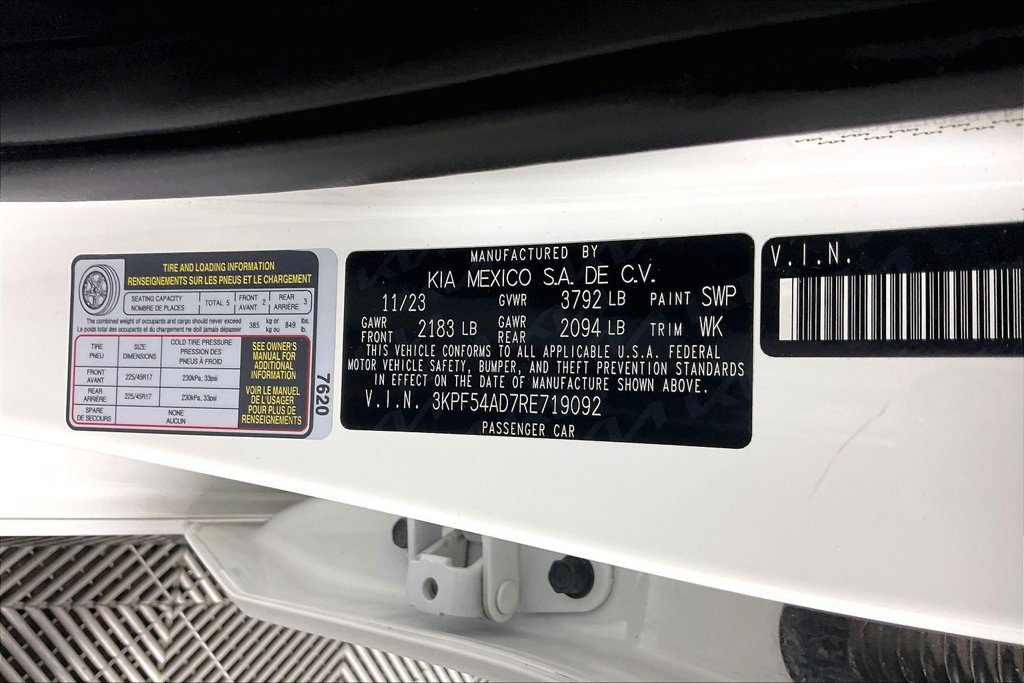 Used 2024 Kia Forte GT-Line w/ GT-Line Premium Package FWD image 17