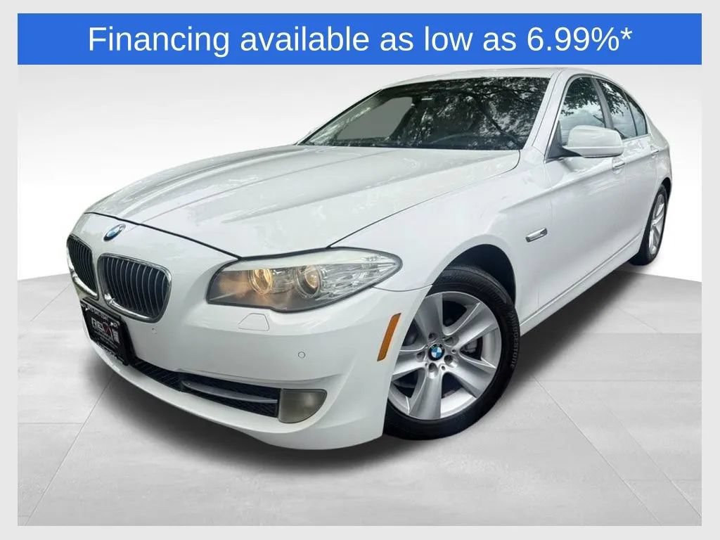 Used 2011 BMW 528i Sedan RWD image 1