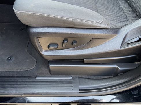 Used 2019 Chevrolet Tahoe LS image 11