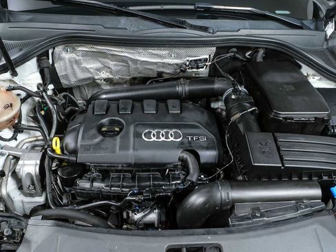 Used 2017 Audi Q3 2.0T Prestige w/ Prestige Package AWD/4WD image 37