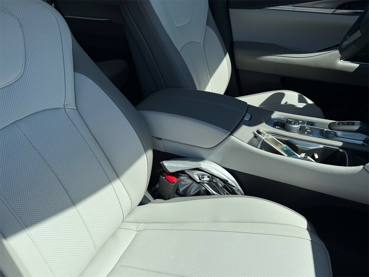 New 2026 INFINITI QX60 Luxe w/ Cargo Package FWD image 13