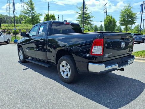 Used 2023 RAM 1500 Big Horn AWD/4WD image 32