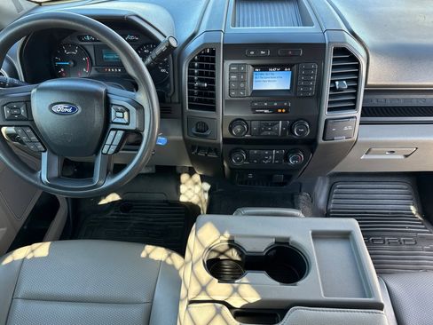 Used 2022 Ford F550 2WD Regular Cab Super Duty image 12