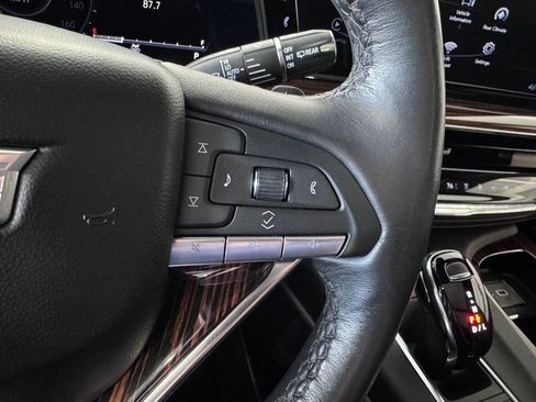 Certified 2023 Cadillac Escalade Premium Luxury AWD/4WD image 19