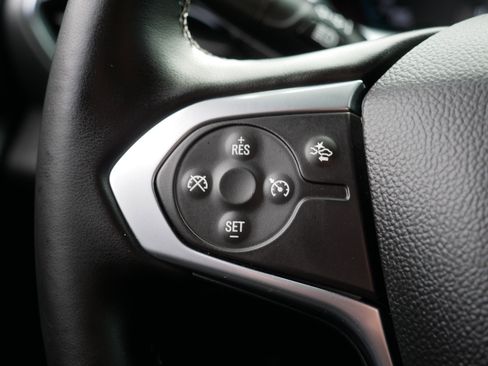 Used 2023 Chevrolet Traverse LT image 28