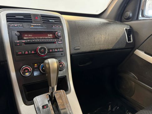 Used 2008 Pontiac Torrent 2WD image 18