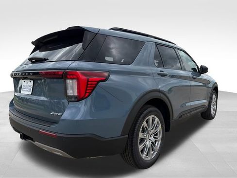 New 2026 Ford Explorer Active w/ Active Comfort Package AWD/4WD image 7