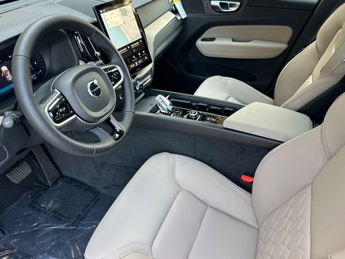 New 2026 Volvo XC60 B5 Plus w/ Climate Package AWD/4WD image 8