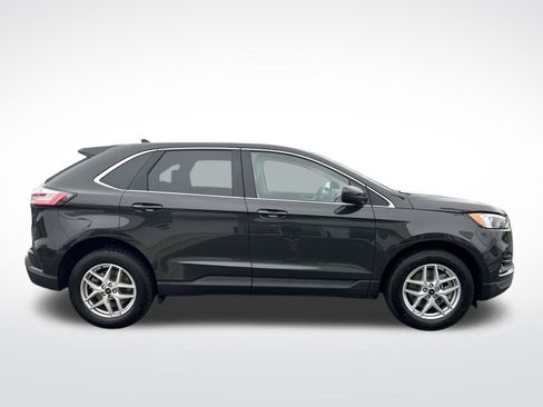 Used 2024 Ford Edge SEL w/ Convenience Package image 7