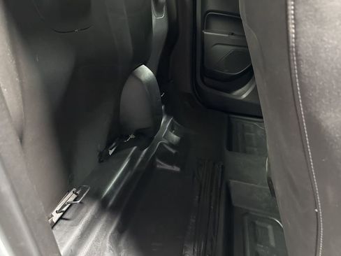 Used 2022 Chevrolet Colorado LT w/ Fleet Safety Package image 12