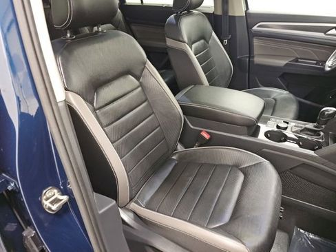 Used 2023 Volkswagen Atlas SEL Premium image 42