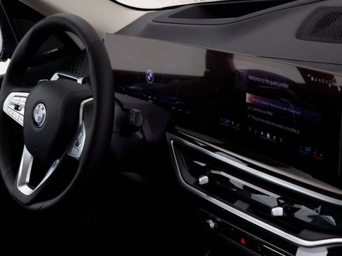 New 2026 BMW X7 xDrive40i AWD/4WD image 22