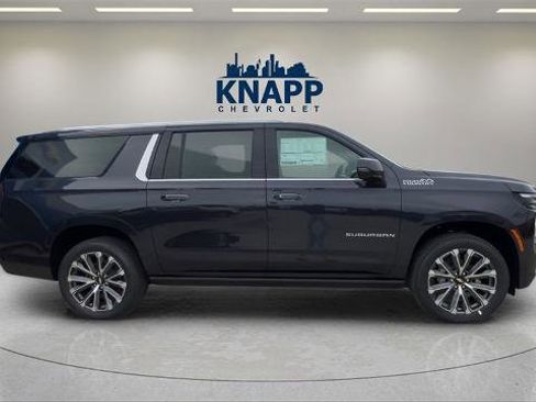 New 2026 Chevrolet Suburban High Country image 6