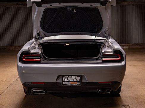 Used 2020 Dodge Challenger GT image 8