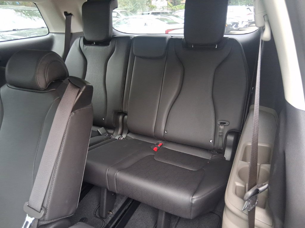 Certified 2026 Kia Carnival FWD image 16