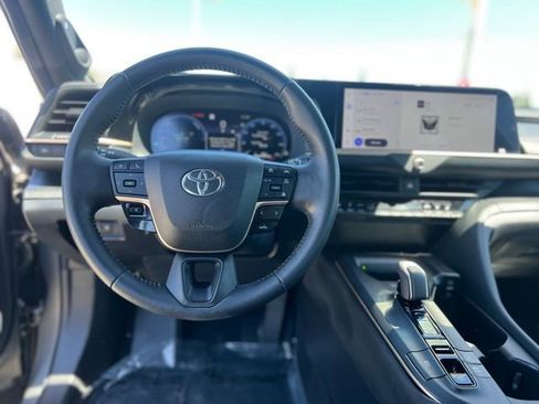 Certified 2023 Toyota Crown w/ Advanced Technology Package AWD/4WD image 12